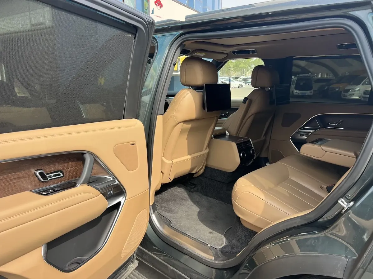 2024 Land Rover Range Rover 3.0T 400HP L6 8AT,autocango,china used car exporter,china ev exporter,chinese used car exporter,chinese used ev exporter