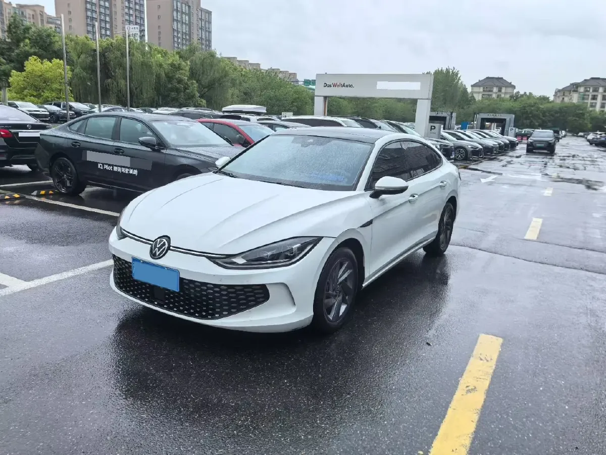 2024 Volkswagen Lamando 1.4T 150HP L4 7DCT,autocango,china used car exporter,china ev exporter,chinese used car exporter,chinese used ev exporter