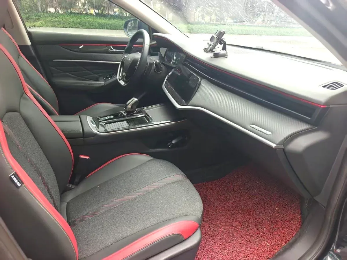 2021 DongFeng Aeolus YiXuan MAX 1.5T 190HP L4 7DCT,autocango,china used car exporter,china ev exporter,chinese used car exporter,chinese used ev exporter