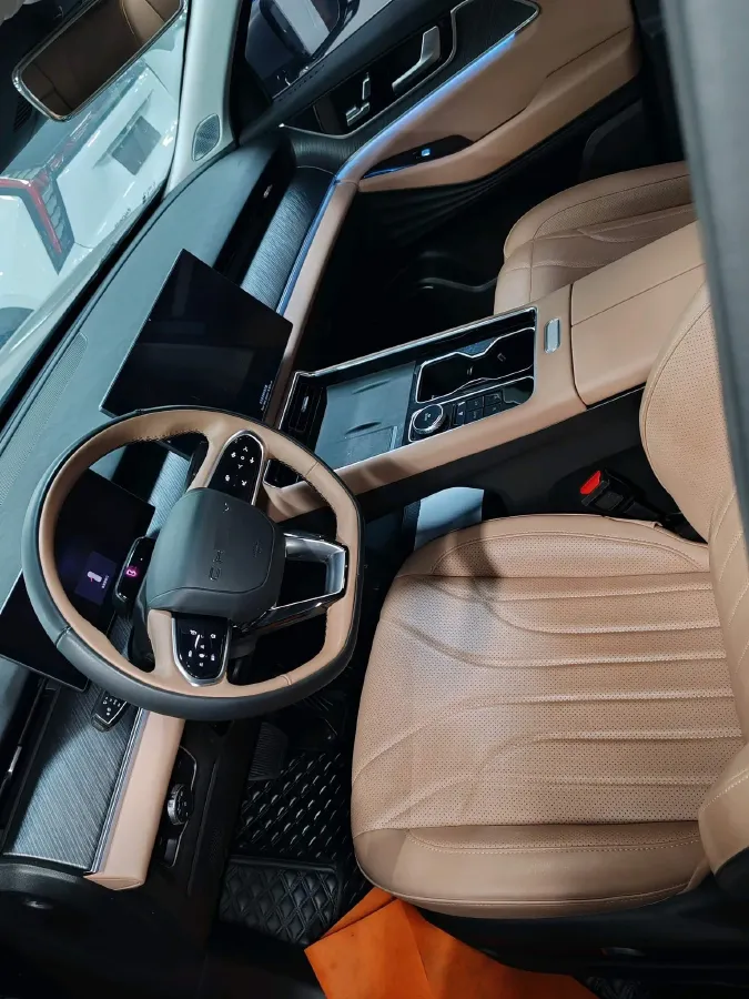 2024 Chery Tiggo8L 2.0T 254HP L4 8AT,autocango,china used car exporter,china ev exporter,chinese used car exporter,chinese used ev exporter