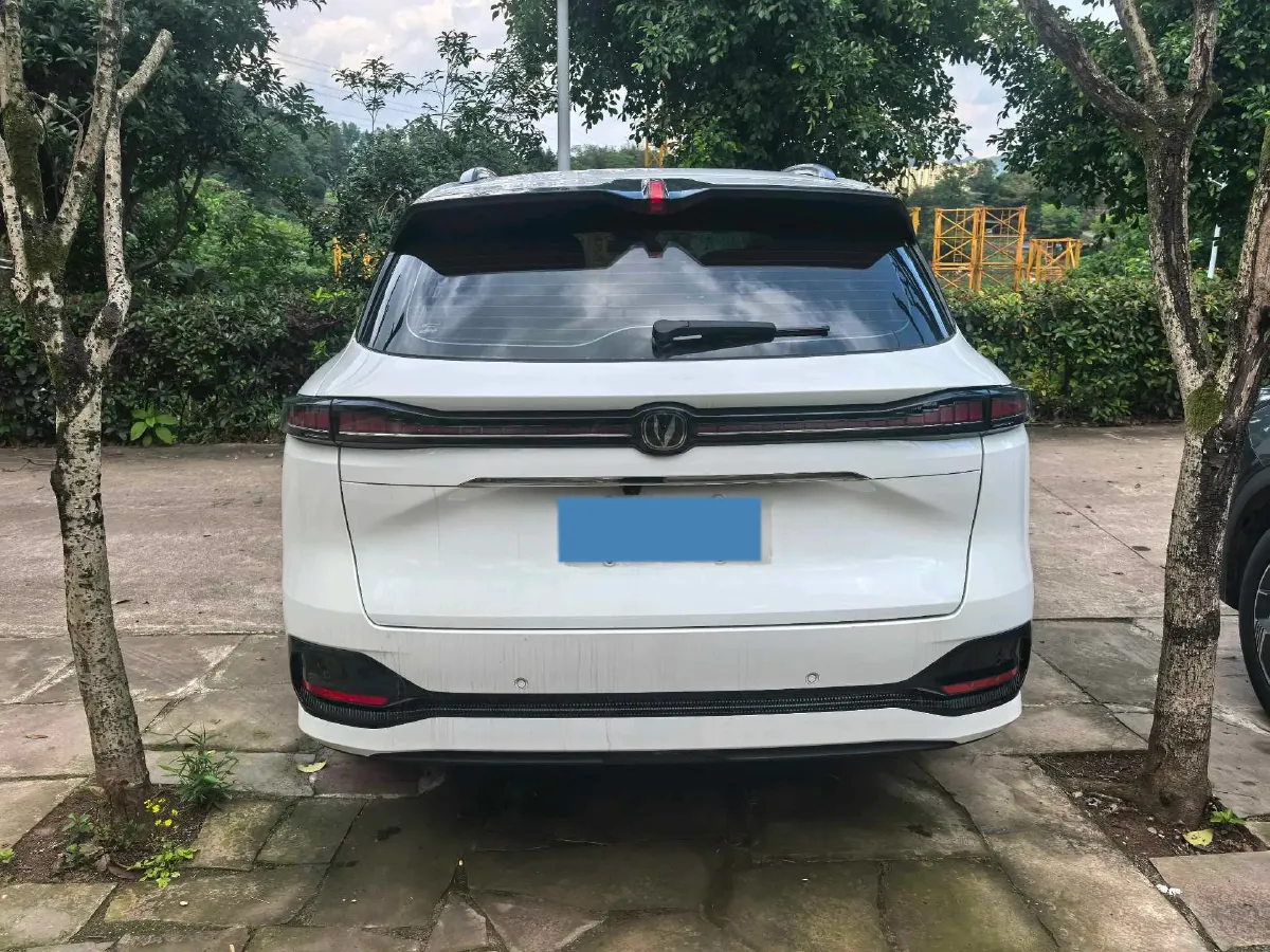 2025 ChangAn CS75 Plus 1.5T 192HP L4 8AT,autocango,china used car exporter,china ev exporter,chinese used car exporter,chinese used ev exporter