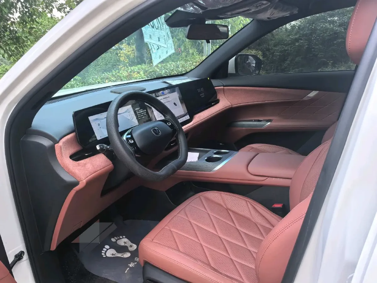 2025 ChangAn CS75 Plus 1.5T 192HP L4 8AT,autocango,china used car exporter,china ev exporter,chinese used car exporter,chinese used ev exporter