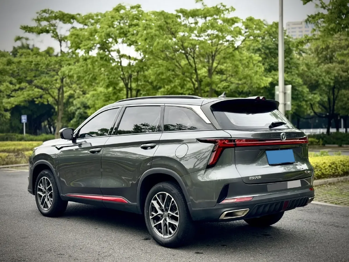 2022 ChangAn CS75 Plus 1.5T 178HP L4 6AT,autocango,china used car exporter,china ev exporter,chinese used car exporter,chinese used ev exporter