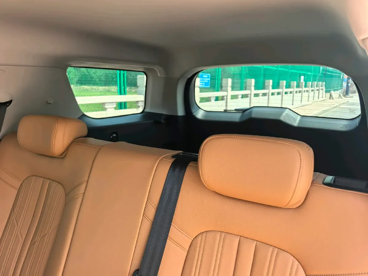 2023 Haval H5 2.0T 224HP L4 8AT,autocango,china used car exporter,china ev exporter,chinese used car exporter,chinese used ev exporter