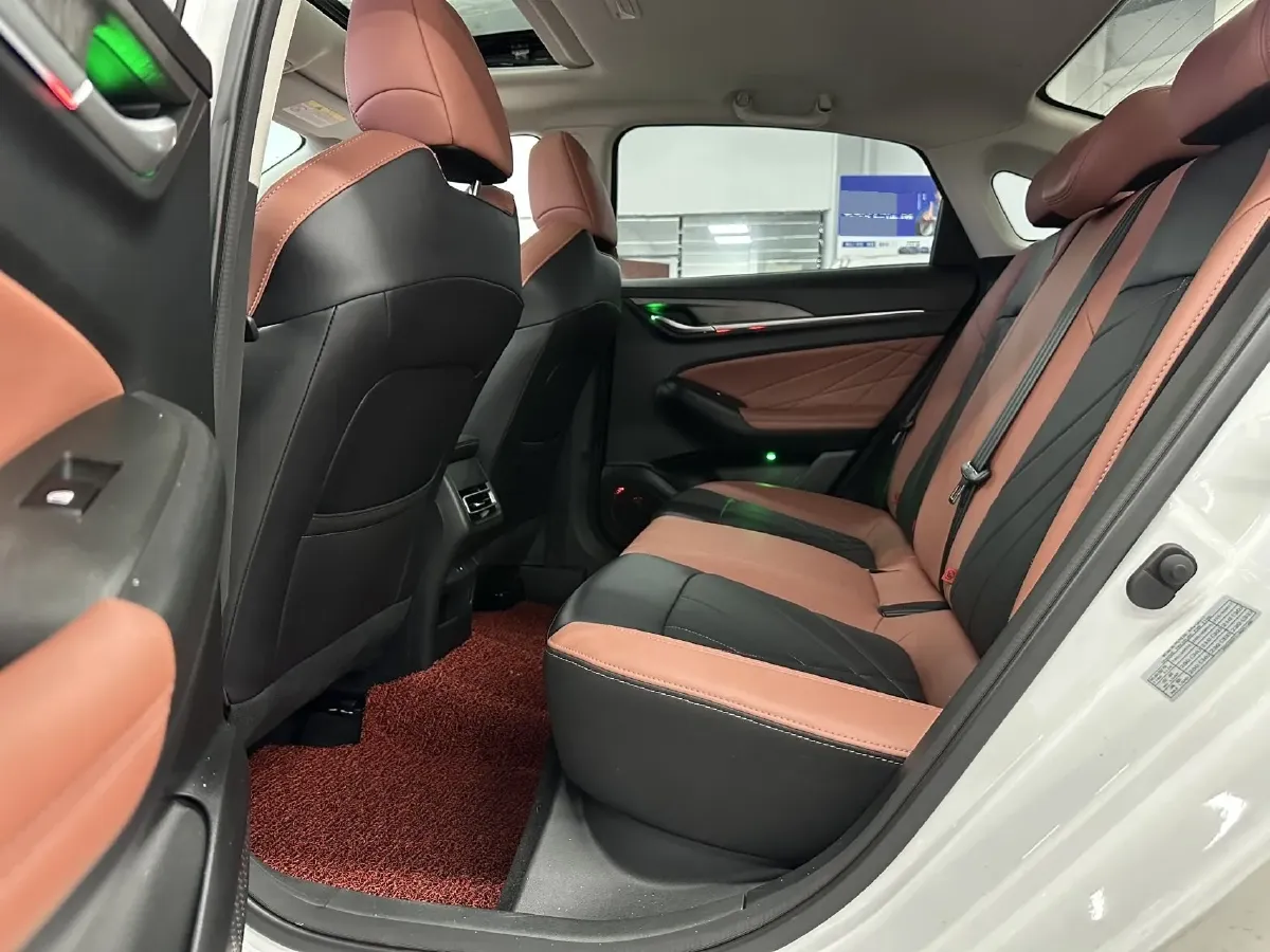 2023 ChangAn Eado 1.4T 160HP L4 7DCT,autocango,china used car exporter,china ev exporter,chinese used car exporter,chinese used ev exporter