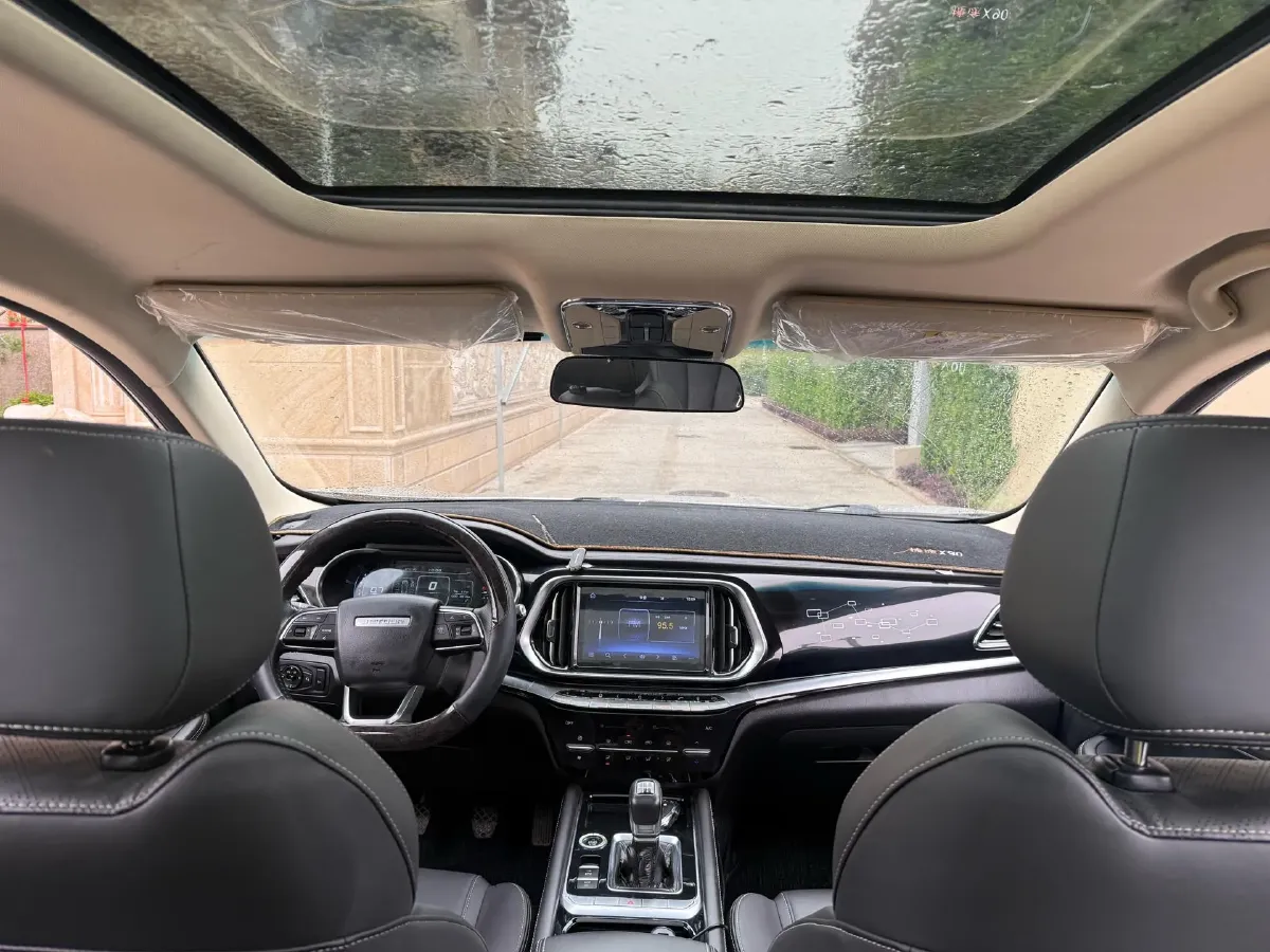 2019 Jetour X90 1.5T 147HP L4 6MT,autocango,china used car exporter,china ev exporter,chinese used car exporter,chinese used ev exporter