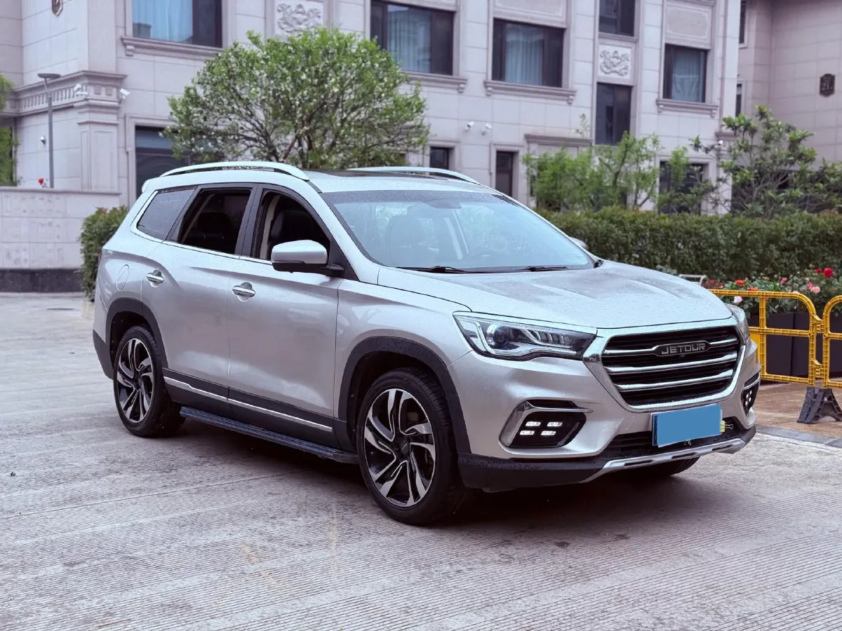 2019 Jetour X90 1.5T 147HP L4 6MT,autocango,china used car exporter,china ev exporter,chinese used car exporter,chinese used ev exporter