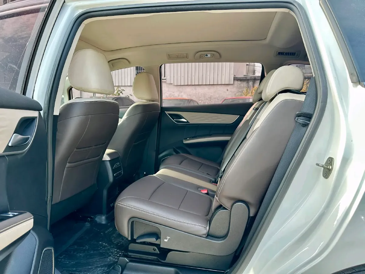 2022 Exceed LXC-DM 1.5T 156HP L4 3DHT PHEV 19.27KWH,autocango,china used car exporter,china ev exporter,chinese used car exporter,chinese used ev exporter