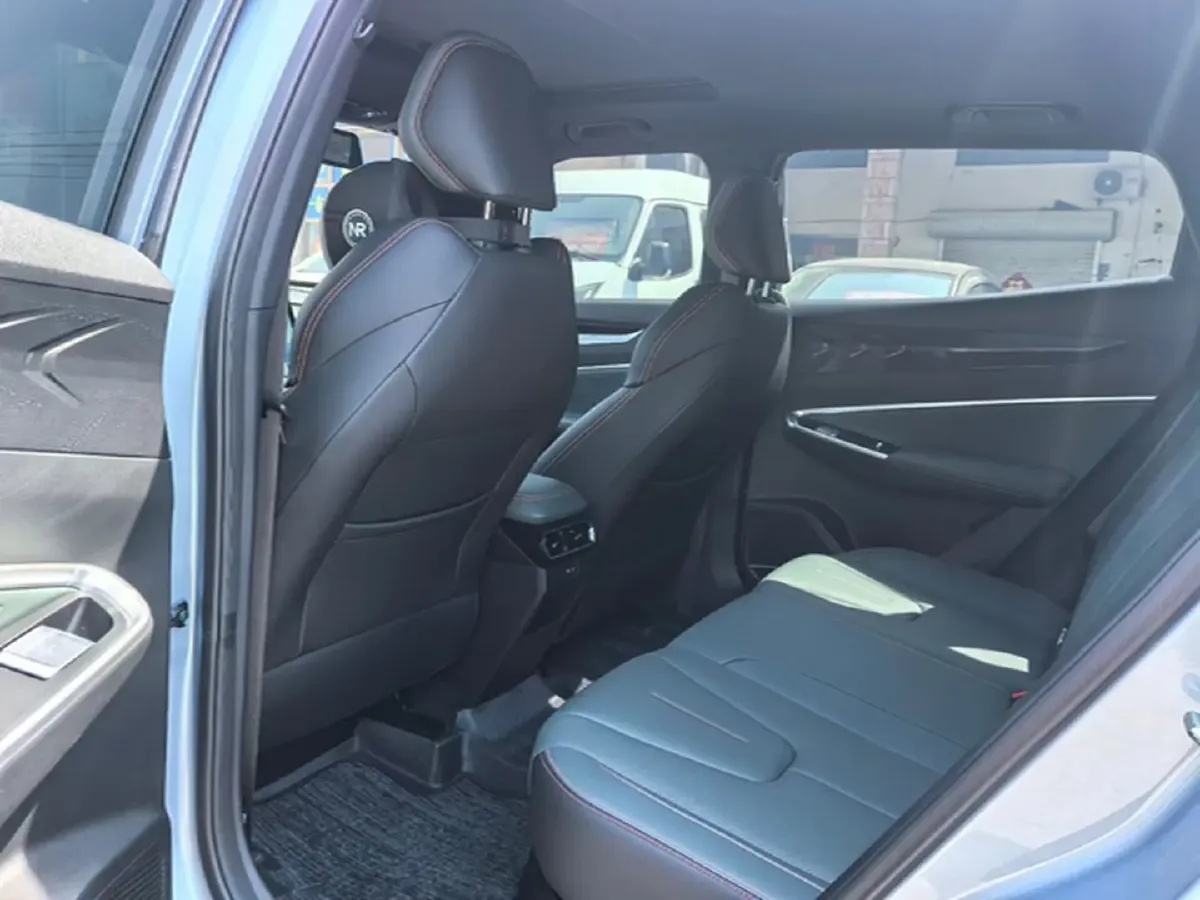 2024 Geely Azkarra 1.5T 181HP L4 7DCT,autocango,china used car exporter,china ev exporter,chinese used car exporter,chinese used ev exporter