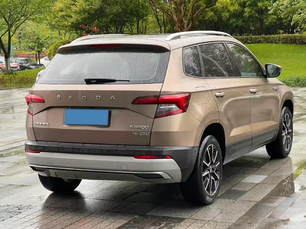 2019 Skoda Karoq 1.4T 150HP L4 7DCT,autocango,china used car exporter,china ev exporter,chinese used car exporter,chinese used ev exporter