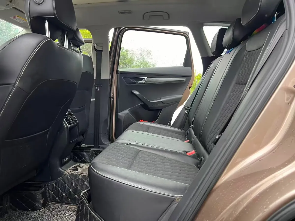 2019 Skoda Karoq 1.4T 150HP L4 7DCT,autocango,china used car exporter,china ev exporter,chinese used car exporter,chinese used ev exporter