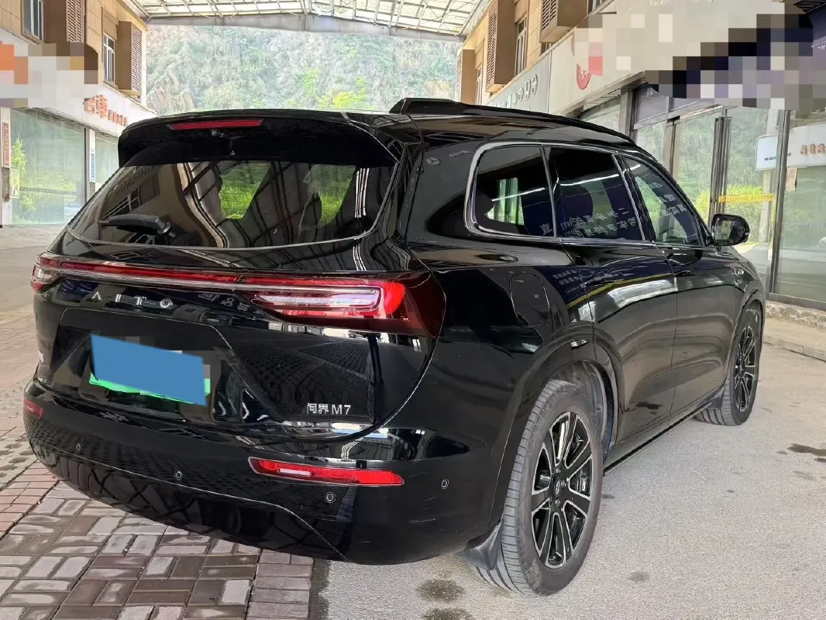 2024 AITO AITO M7 1.5T 152HP L4 REEV 42KWH,autocango,china used car exporter,china ev exporter,chinese used car exporter,chinese used ev exporter