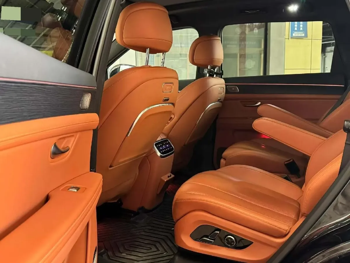 2024 AITO AITO M7 1.5T 152HP L4 REEV 42KWH,autocango,china used car exporter,china ev exporter,chinese used car exporter,chinese used ev exporter