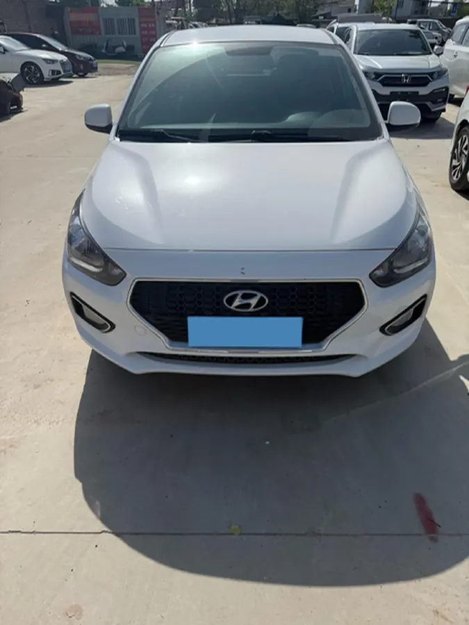 2017 Hyundai Reina 1.4L 95HP L4 5MT,autocango,china used car exporter,china ev exporter,chinese used car exporter,chinese used ev exporter