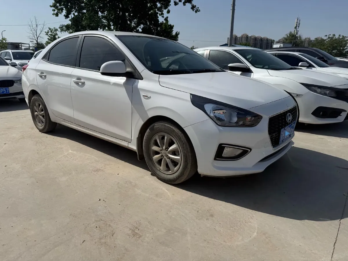 2017 Hyundai Reina 1.4L 95HP L4 5MT,autocango,china used car exporter,china ev exporter,chinese used car exporter,chinese used ev exporter