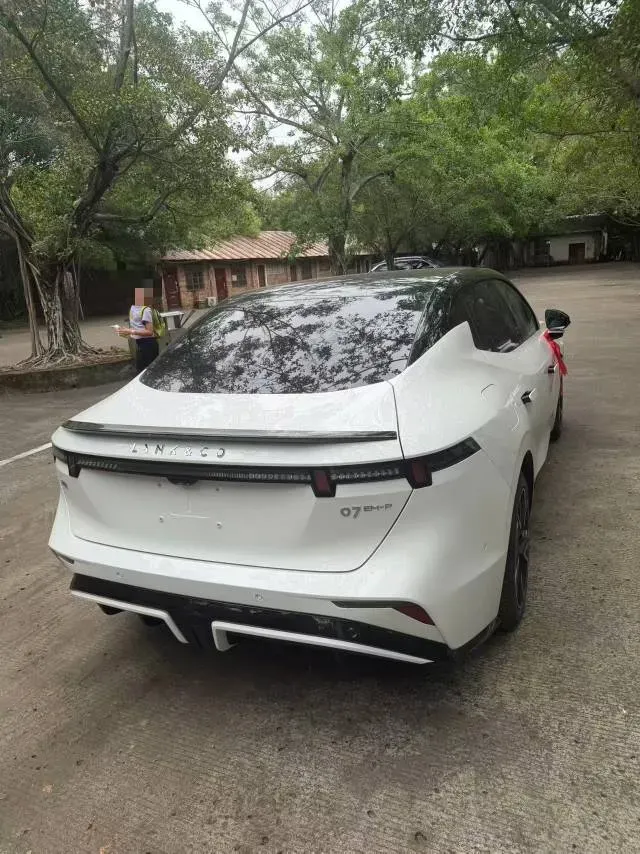 2026 LYNK&CO 07 EM-P 1.5T 163HP L4 3DHT PHEV,autocango,china used car exporter,china ev exporter,chinese used car exporter,chinese used ev exporter