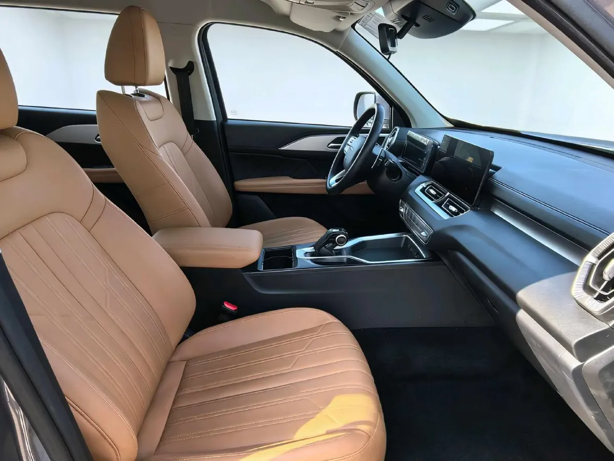 2023 Haval H5 2.0T 224HP L4 8AT,autocango,china used car exporter,china ev exporter,chinese used car exporter,chinese used ev exporter