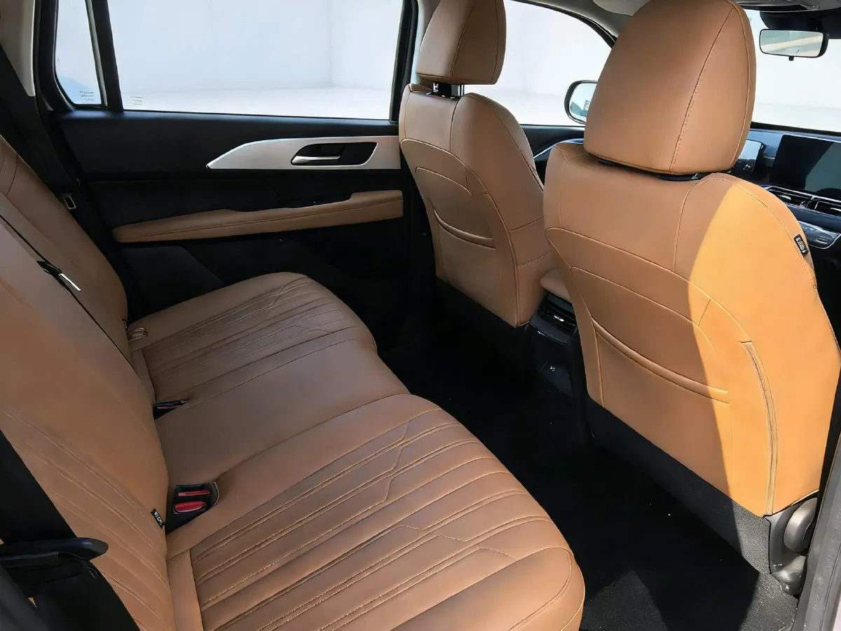 2023 Haval H5 2.0T 224HP L4 8AT,autocango,china used car exporter,china ev exporter,chinese used car exporter,chinese used ev exporter