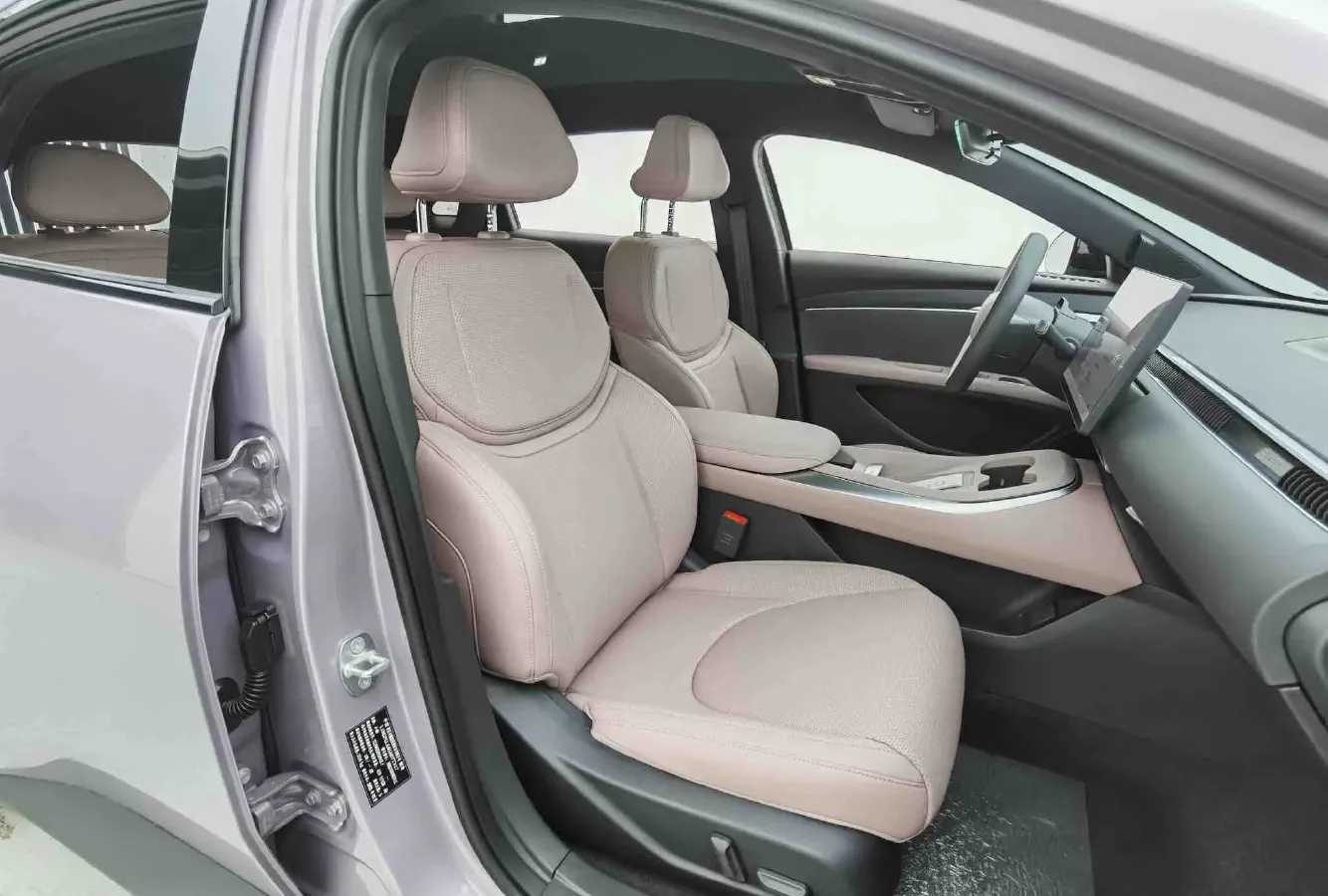 2025 Xpeng MONA M03 BEV,autocango,china used car exporter,china ev exporter,chinese used car exporter,chinese used ev exporter