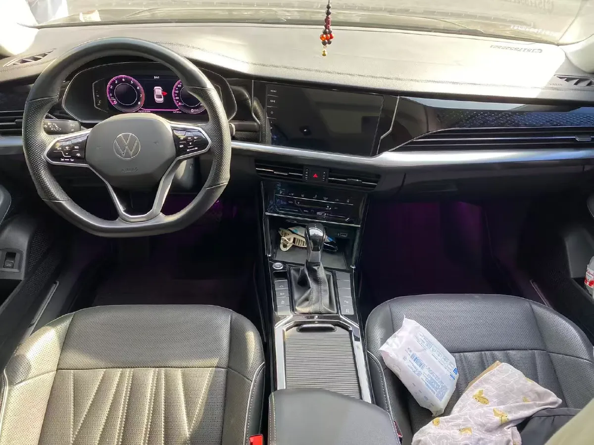 2023 Volkswagen Passat 2.0T 186HP L4 7DCT,autocango,china used car exporter,china ev exporter,chinese used car exporter,chinese used ev exporter