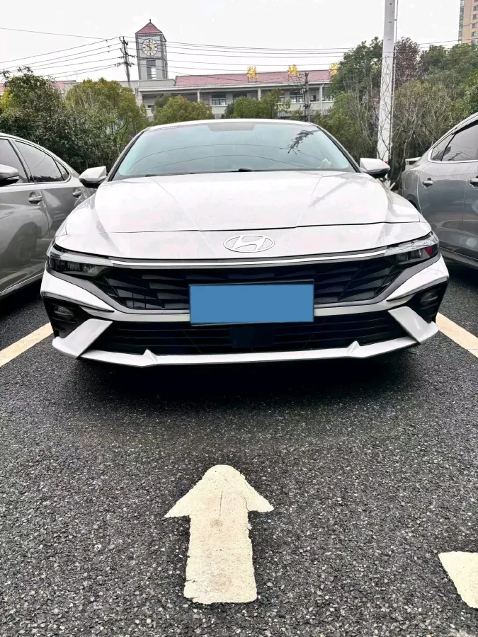 2022 Hyundai Elantra 1.5L 115HP L4 CVT,autocango,china used car exporter,china ev exporter,chinese used car exporter,chinese used ev exporter