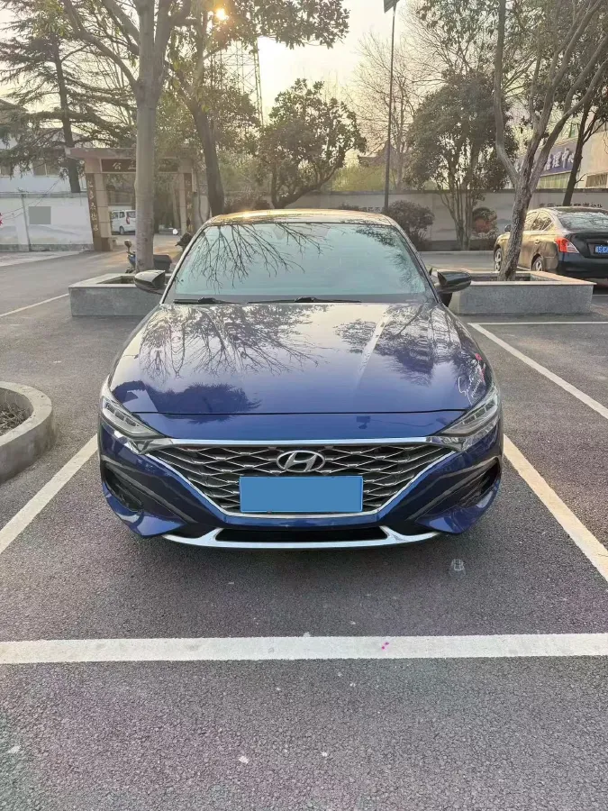 2019 Hyundai La Festa 1.6T 204HP L4 7DCT,autocango,china used car exporter,china ev exporter,chinese used car exporter,chinese used ev exporter