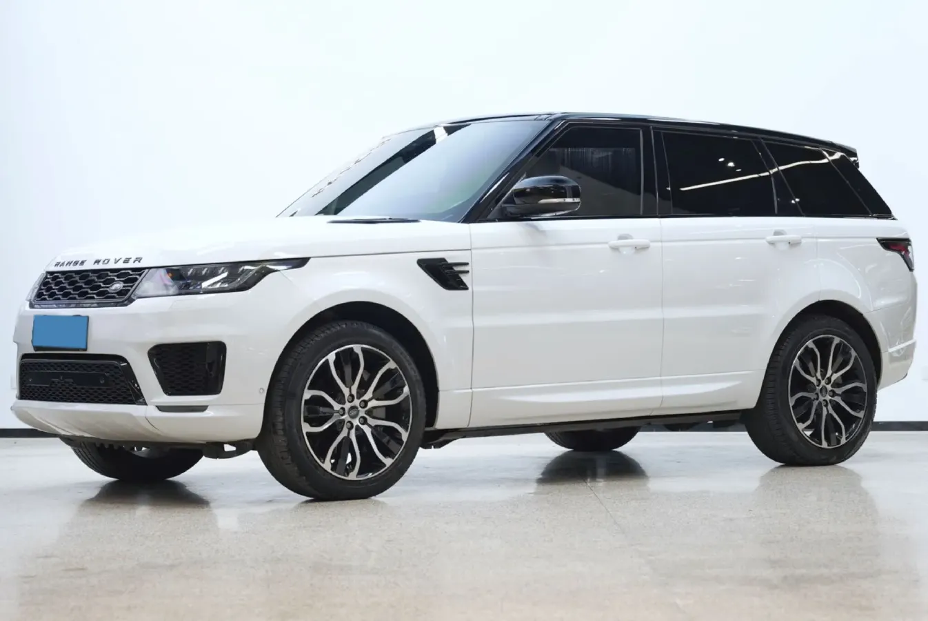 2022 Land Rover Range Rover Sport 3.0T 360HP L6 8AT,autocango,china used car exporter,china ev exporter,chinese used car exporter,chinese used ev exporter