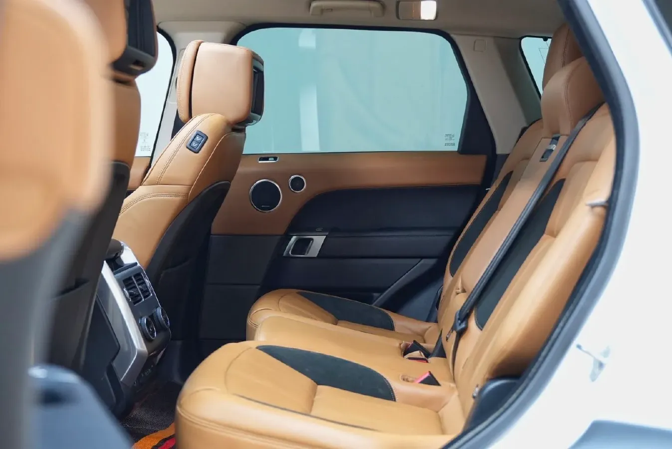 2022 Land Rover Range Rover Sport 3.0T 360HP L6 8AT,autocango,china used car exporter,china ev exporter,chinese used car exporter,chinese used ev exporter