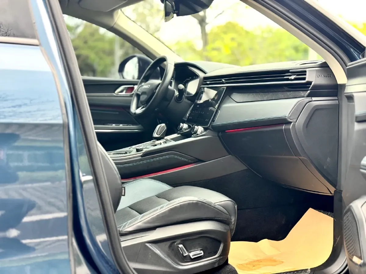 2022 LYNK&CO 05 2.0T 254HP L4 8AT,autocango,china used car exporter,china ev exporter,chinese used car exporter,chinese used ev exporter