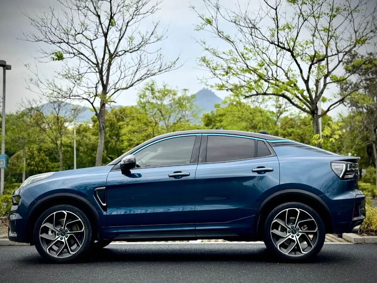 2022 LYNK&CO 05 2.0T 254HP L4 8AT,autocango,china used car exporter,china ev exporter,chinese used car exporter,chinese used ev exporter