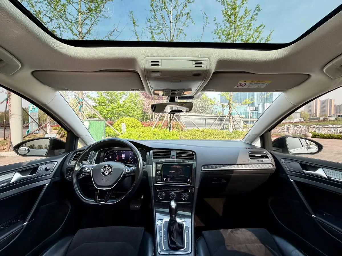 2019 Volkswagen Golf 1.4T 150HP L4 7DCT,autocango,china used car exporter,china ev exporter,chinese used car exporter,chinese used ev exporter