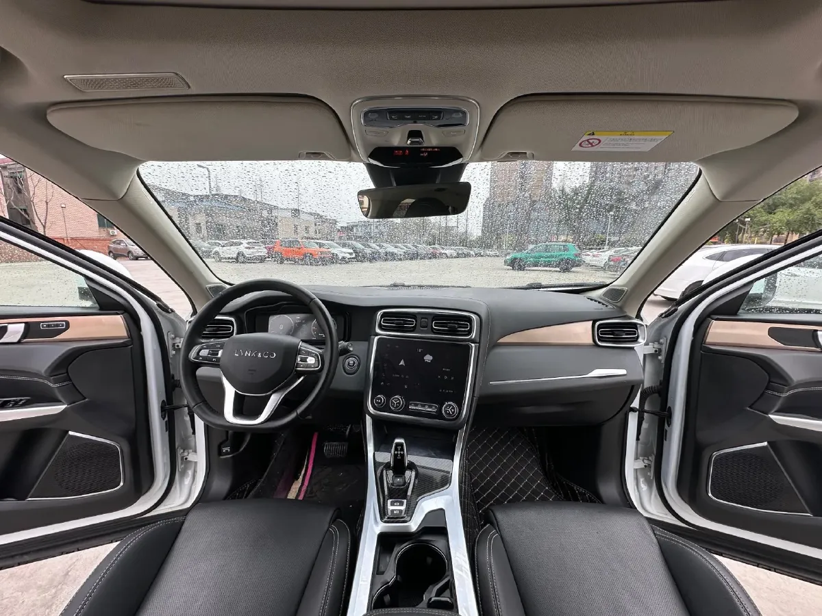 2019 Kia KX5 1.6T 177HP L4 7DCT,autocango,china used car exporter,china ev exporter,chinese used car exporter,chinese used ev exporter