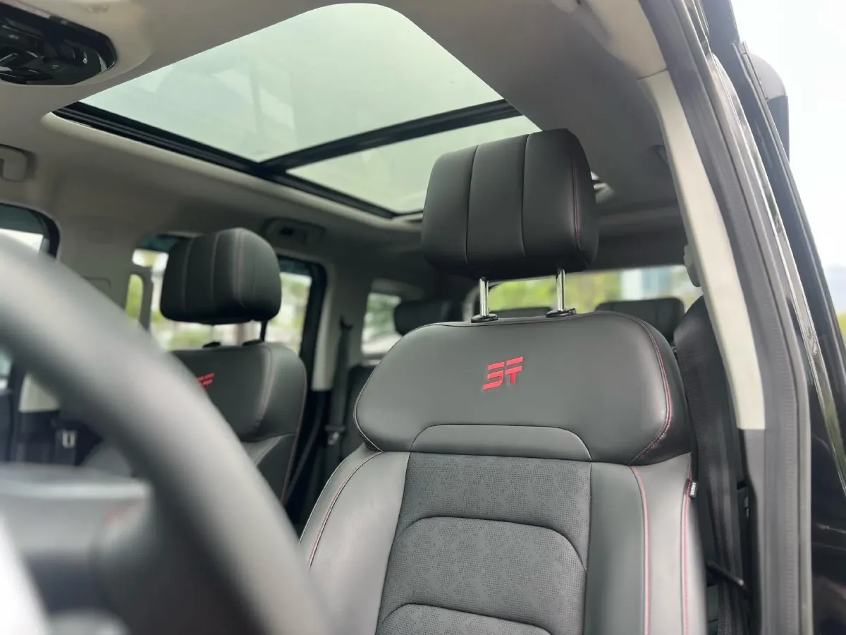 2024 Jetour ShanHai TravellerC-DM 1.5T 156HP L4 3DHT PHEV 26.7KWH,autocango,china used car exporter,china ev exporter,chinese used car exporter,chinese used ev exporter