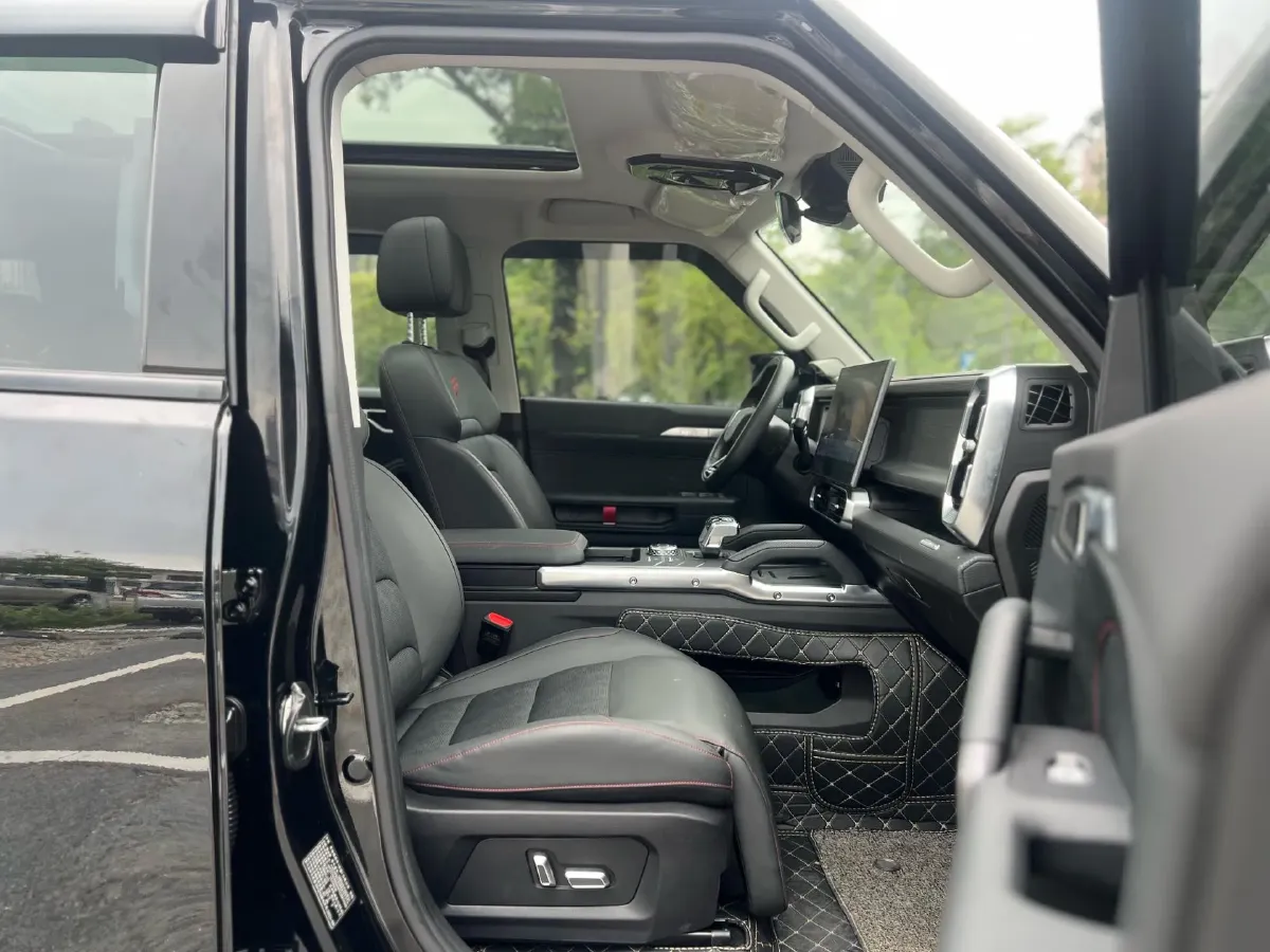 2024 Jetour ShanHai TravellerC-DM 1.5T 156HP L4 3DHT PHEV 26.7KWH,autocango,china used car exporter,china ev exporter,chinese used car exporter,chinese used ev exporter