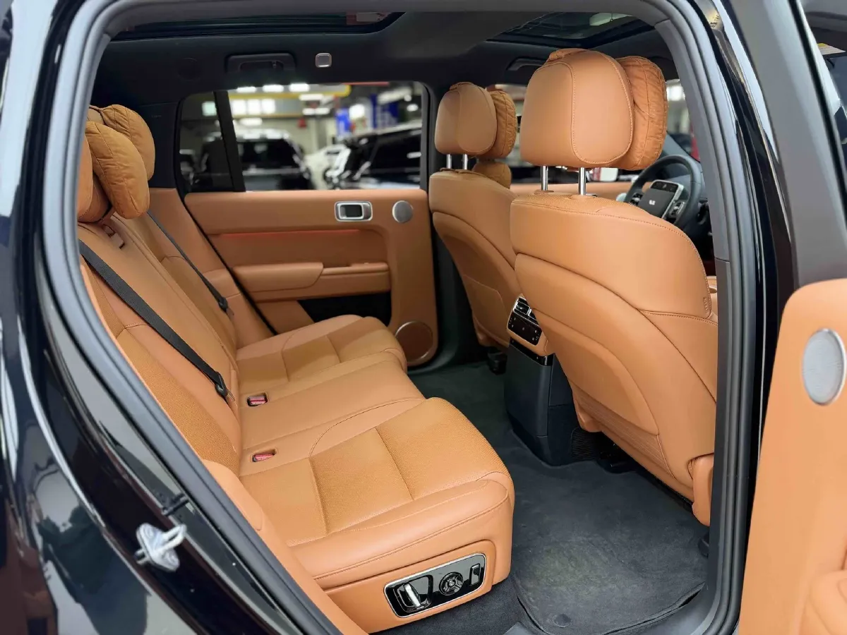 2024 Li L8 Range Extended 154HP REEV 42.8KWH,autocango,china used car exporter,china ev exporter,chinese used car exporter,chinese used ev exporter