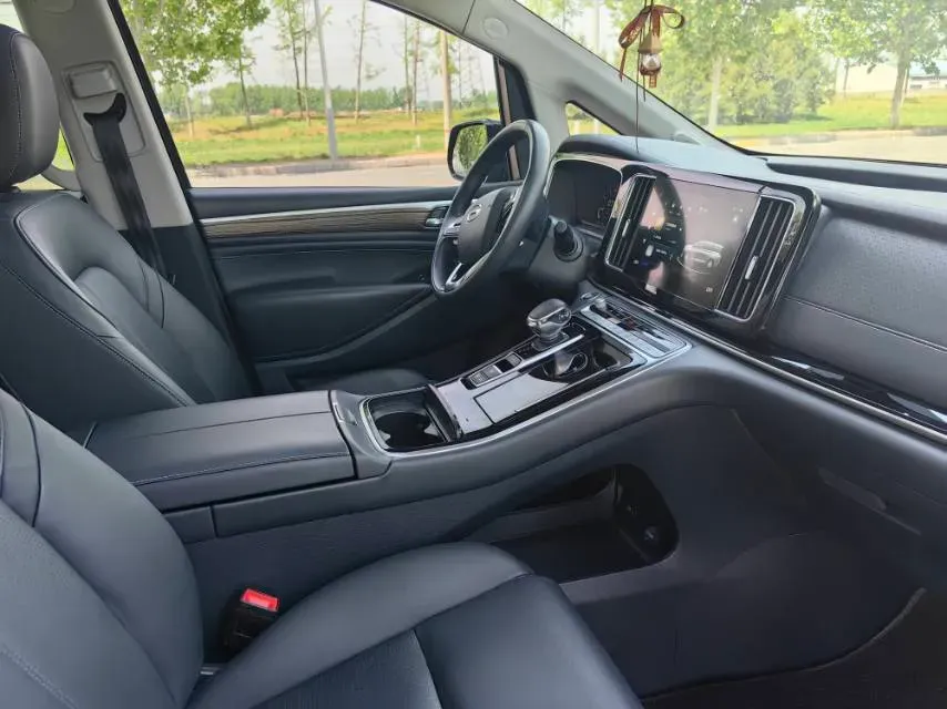 2021 GAC Trumpchi M8 2.0T 252HP L4 8AT,autocango,china used car exporter,china ev exporter,chinese used car exporter,chinese used ev exporter