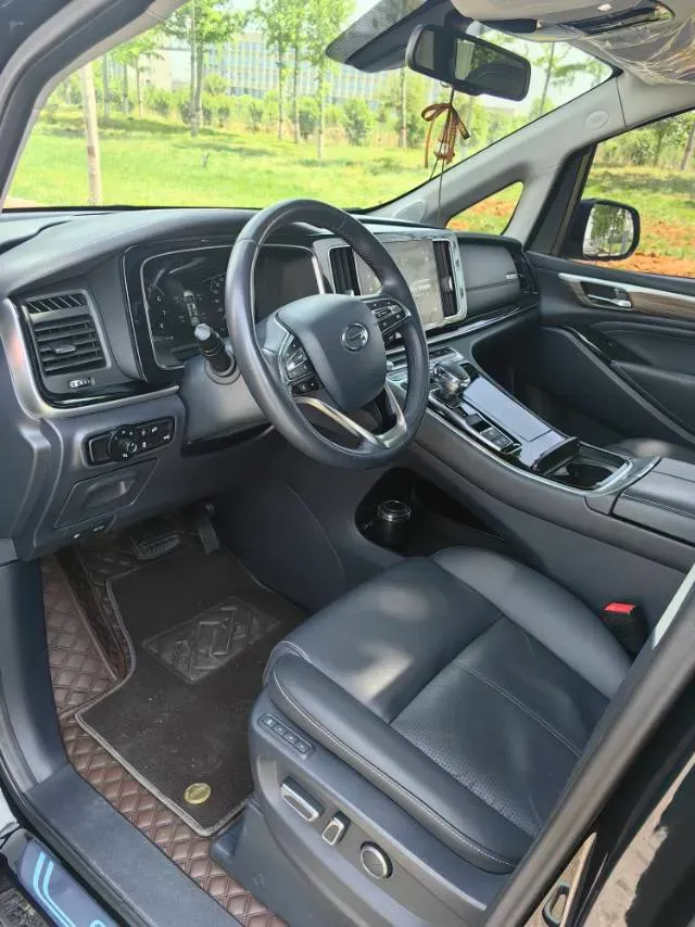 2021 GAC Trumpchi M8 2.0T 252HP L4 8AT,autocango,china used car exporter,china ev exporter,chinese used car exporter,chinese used ev exporter