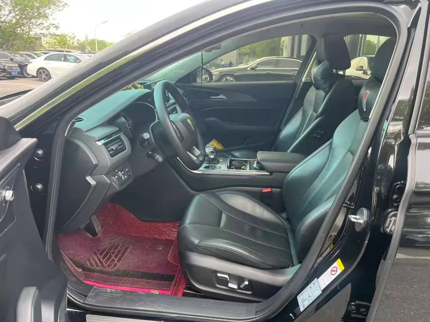 2022 HongQi H5 1.8T 197HP L4 6AT,autocango,china used car exporter,china ev exporter,chinese used car exporter,chinese used ev exporter