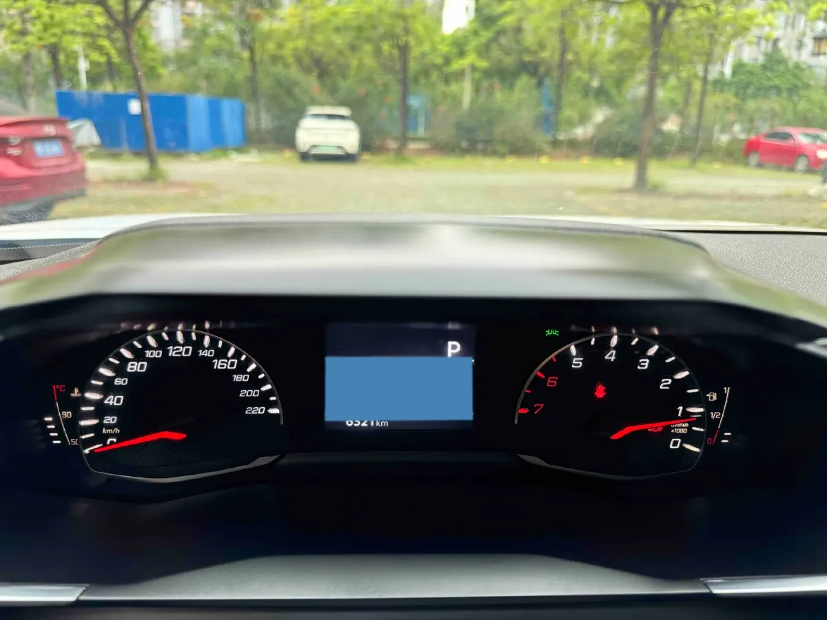 2022 Peugeot 2008 1.2T 136HP L3 6DCT,autocango,china used car exporter,china ev exporter,chinese used car exporter,chinese used ev exporter