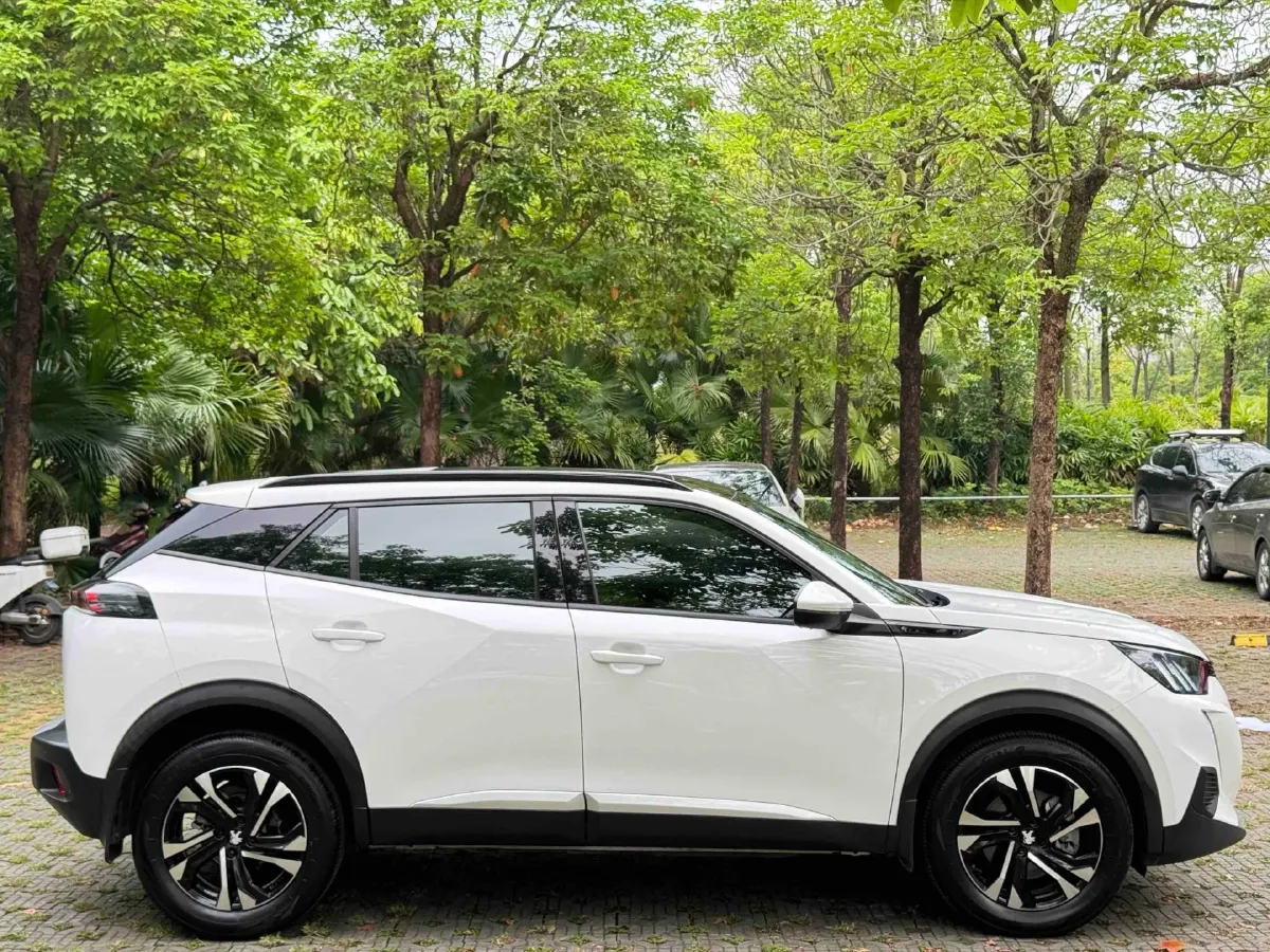 2022 Peugeot 2008 1.2T 136HP L3 6DCT,autocango,china used car exporter,china ev exporter,chinese used car exporter,chinese used ev exporter