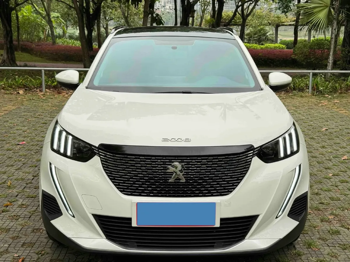 2022 Peugeot 2008 1.2T 136HP L3 6DCT,autocango,china used car exporter,china ev exporter,chinese used car exporter,chinese used ev exporter