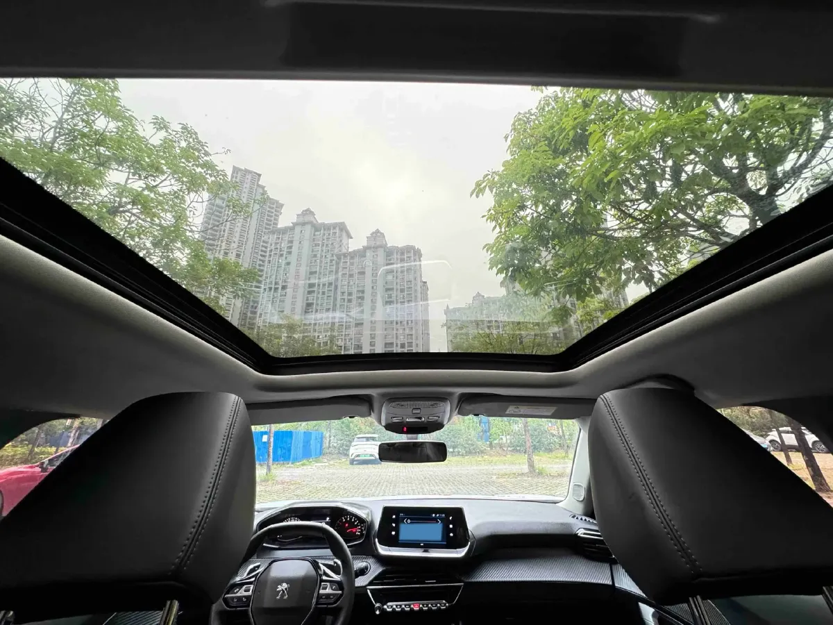 2022 Peugeot 2008 1.2T 136HP L3 6DCT,autocango,china used car exporter,china ev exporter,chinese used car exporter,chinese used ev exporter