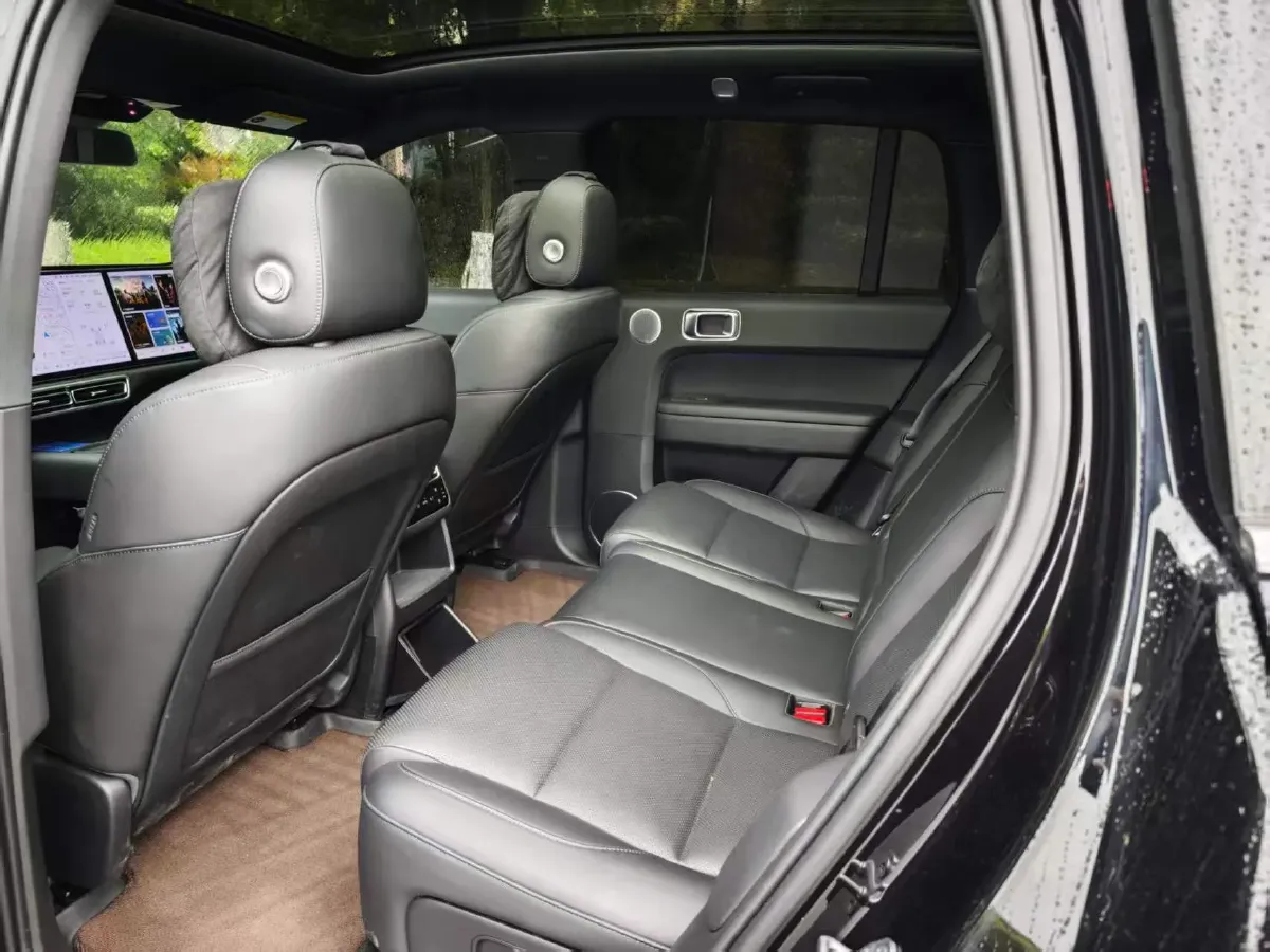 2024 Li L6 Range Extended 154HP L4 REEV 36.8KWH,autocango,china used car exporter,china ev exporter,chinese used car exporter,chinese used ev exporter