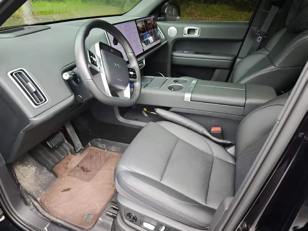 2024 Li L6 Range Extended 154HP L4 REEV 36.8KWH,autocango,china used car exporter,china ev exporter,chinese used car exporter,chinese used ev exporter