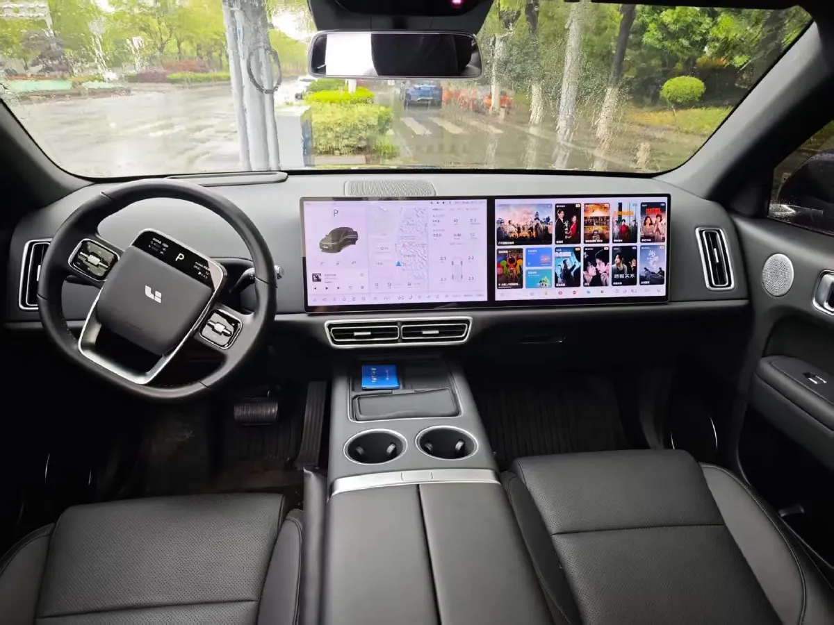 2024 Li L6 Range Extended 154HP L4 REEV 36.8KWH,autocango,china used car exporter,china ev exporter,chinese used car exporter,chinese used ev exporter