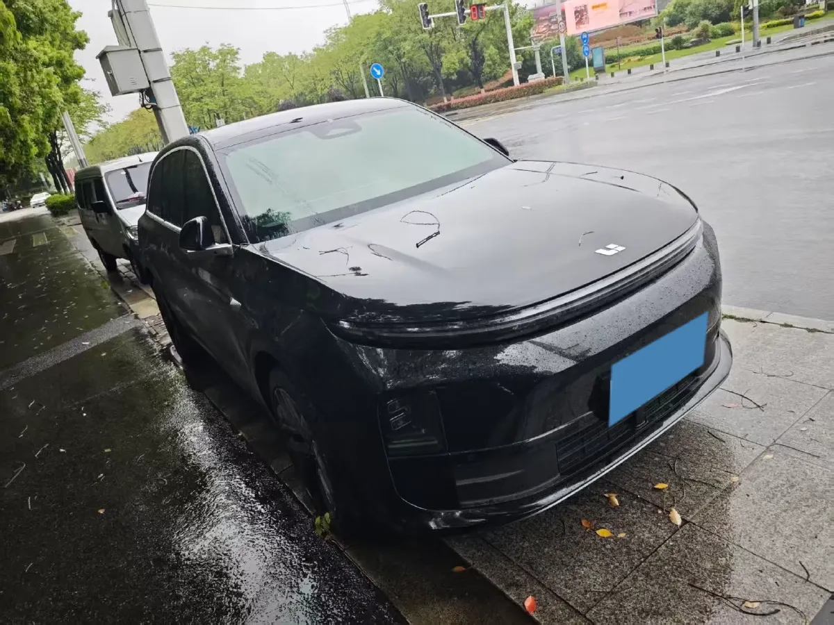 2024 Li L6 Range Extended 154HP L4 REEV 36.8KWH,autocango,china used car exporter,china ev exporter,chinese used car exporter,chinese used ev exporter