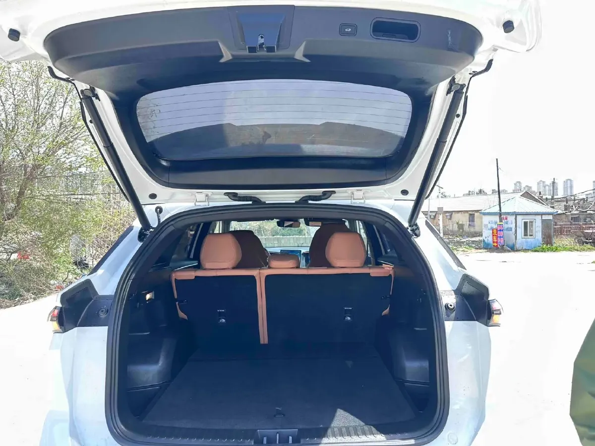 2025 Geely Galaxy L7 1.5L 112HP L4 1DHT PHEV 18.4KWH,autocango,china used car exporter,china ev exporter,chinese used car exporter,chinese used ev exporter