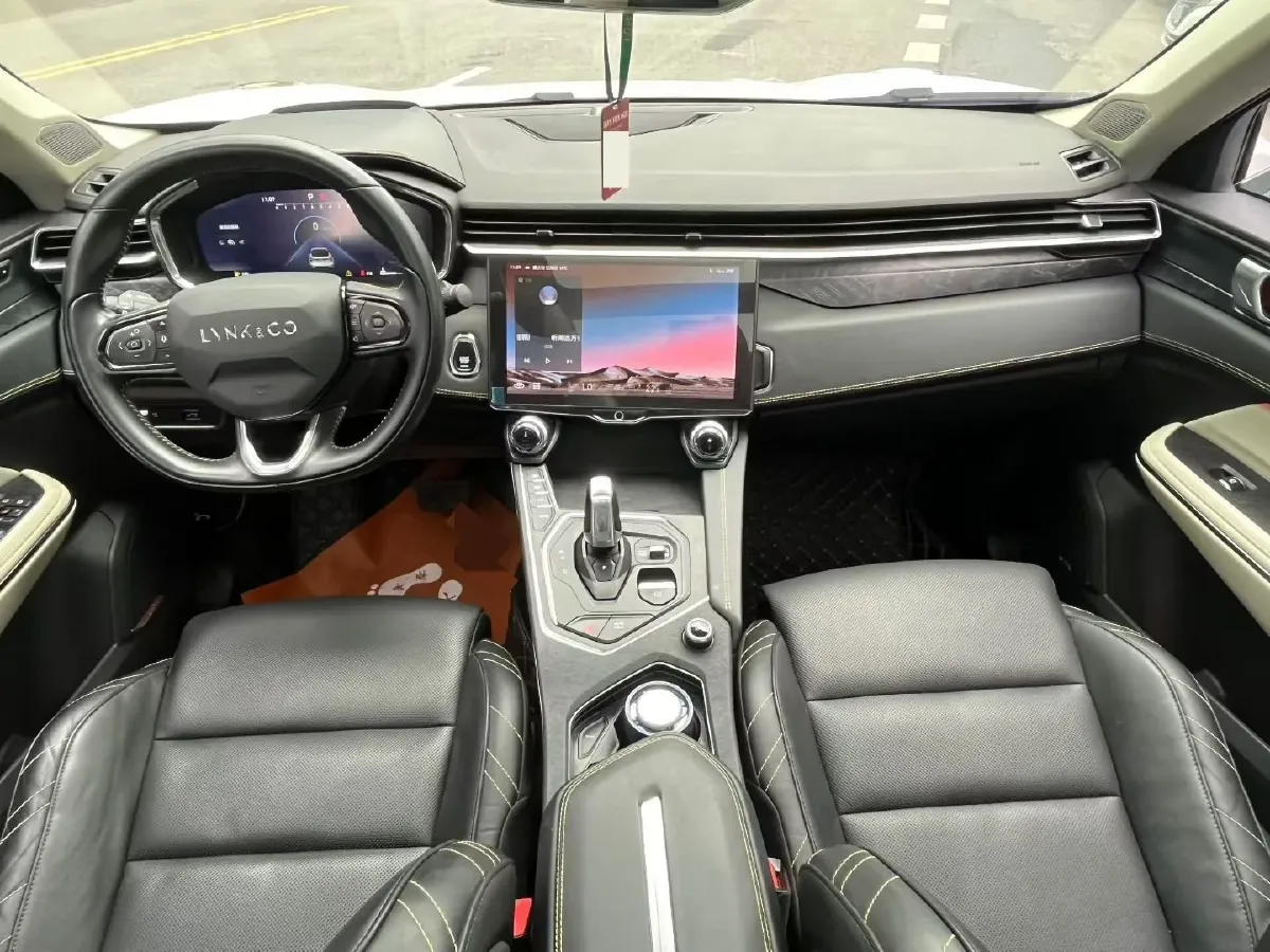 2020 LYNK&CO 05 2.0T 254HP L4 8AT,autocango,china used car exporter,china ev exporter,chinese used car exporter,chinese used ev exporter