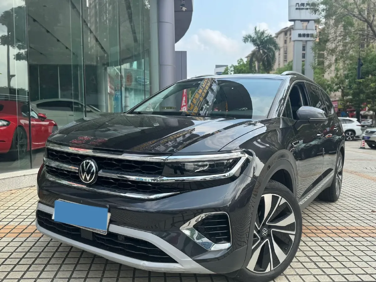 2022 Volkswagen Talagon 2.0T 220HP L4 7DCT,autocango,china used car exporter,china ev exporter,chinese used car exporter,chinese used ev exporter