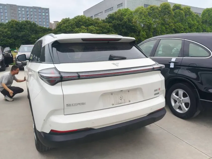 2021 GAC Trumpchi M6 1.5T 169HP L4 7DCT,autocango,china used car exporter,china ev exporter,chinese used car exporter,chinese used ev exporter